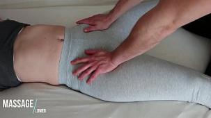 Pantalones de yoga toca su cono