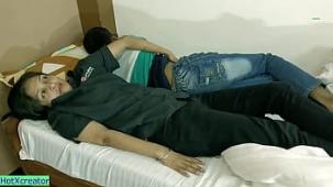 Compartir la cama con el hermanastro increible sexo caliente con audio hindi