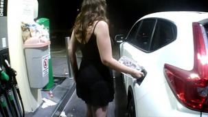 Parpadeando en la gasolinera