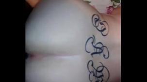 Infiel tatuada milf cachonda ama la bbc