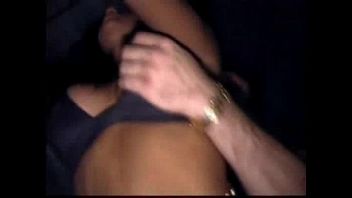 Video de sexo en el baile de graduación con una morena muy traviesa
