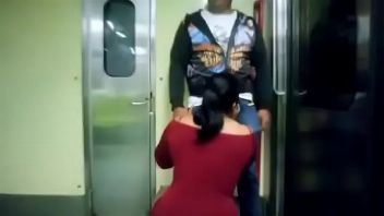 Sexo en el metro de mexico