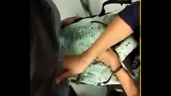 Videos de mujeres manoseadas en el bus