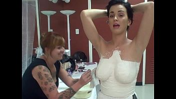 Katy perry topless