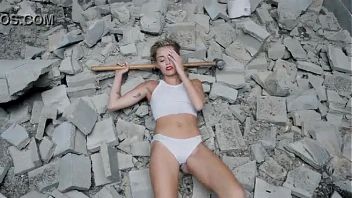 Miley cyrus fake pictures