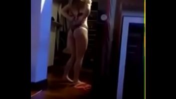 Video porno de flavia laos