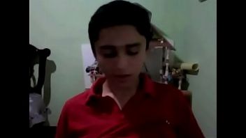 Videos gay cubanos chicos de 18 años pajeros dando leche