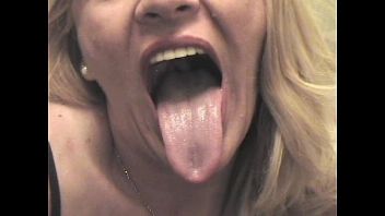 Masturbasion con la lengua